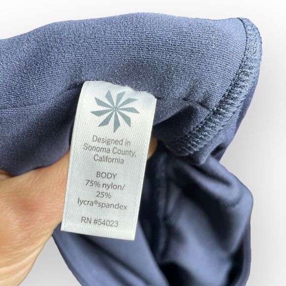 Athleta Salutation Color Block Capri Pink Navy - Picture 8 of 10